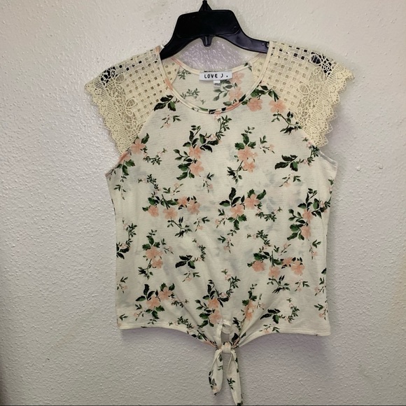 Love J Floral Croped Top with Tie Size M - Picture 2 of 10